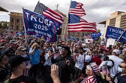 Chuyện gì xảy ra nếu ông Trump không chịu rời Nhà Trắng?
