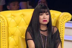 Ca sĩ Phương Thanh xin lỗi người dân Quảng Ngãi