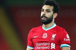 Salah nhiễm Covid-19, Liverpool mất 7 trụ cột ở trận tới