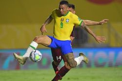 Firmino giúp Brazil toàn thắng ở vòng loại World Cup 2022
