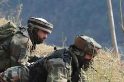 Ấn Độ và Pakistan đấu súng, 15 người chết