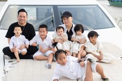 NTK Đỗ Mạnh Cường mừng sinh nhật con trai trên du thuyền