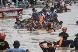 Bão Vamco làm 53 người chết ở Philippines, đang tiến vào Việt Nam