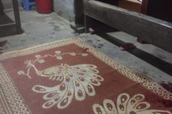 Trong bữa cơm tối, bố chồng đánh con dâu và hai cháu ruột nhập viện
