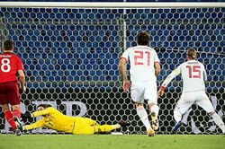 Thụy Sỹ 1-1 Tây Ban Nha: Ramos đá hỏng 2 quả phạt đền, Tây Ban suýt thua bẽ mặt