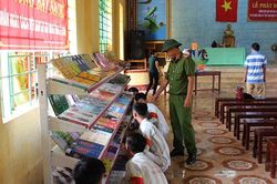 Tủ sách… hoàn lương