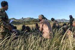Tên lửa từ Ethiopia bay sang thủ đô của Eritrea