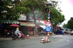 Trụ đèn tiềm ẩn nguy hiểm
