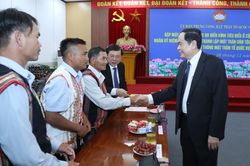 Biểu dương 90 điển hình tiêu biểu ở cộng đồng dân cư