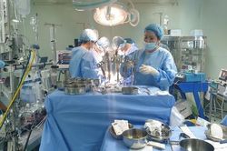 Cần Thơ: Cứu sống bệnh nhân suy tim nặng do hẹp nhiều nhánh động mạch vành bằng kỹ thuật mới