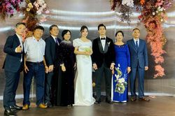 Bị đồn 'ăn cơm trước kẻng' và đây là cách đập tan tin đồn cực khéo léo của Viên Minh trong ngày cưới