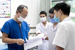 Lấy nâng cao chất lượng khám, chữa bệnh làm động lực phát triển