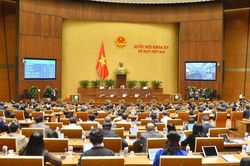 Quốc hội thông qua Nghị quyết về cơ cấu lại nền kinh tế giai đoạn 2021 - 2025