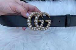 2 người nổi tiếng bị kiện vì bán đồ Gucci, Dior giả