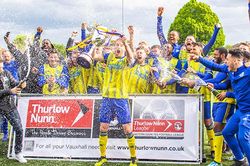 Có một đội bóng kì lạ với cái tên Hashtag United