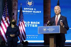 Ông Trump trì hoãn chuyển giao, ông Biden cảnh báo 'thêm người chết'