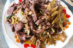 Cách làm món thịt trâu xào khế ngon đậm đà đưa cơm