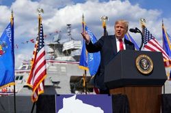 Donald Trump đối mặt với bài toán tài chính 'khó nhằn' nếu muốn kiểm lại phiếu ở Wisconsin