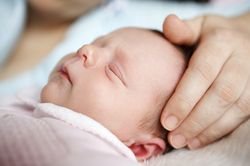 Có được đăng ký khai sinh cho con khi mất giấy chứng nhận kết hôn?