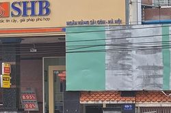 Nam thanh niên đe dọa nhân viên ngân hàng cướp tiền bất thành