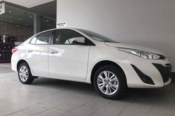 Giá lăn bánh những xe sedan 'ăn khách' tại Việt Nam