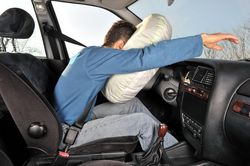 Dây an toàn và túi khí: Đa số đều lầm tưởng!