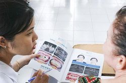 Mất răng ảnh hưởng nghiêm trọng đến sức khỏe người lớn tuổi