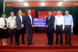 Tiếp nhận ủng hộ đồng bào miền Trung