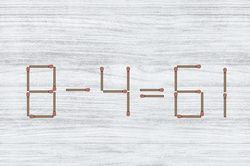 Đáp án câu đố di chuyển que diêm biến phép toán 8 - 4 = 61 thành đúng