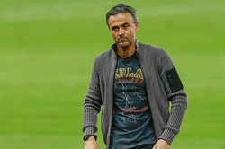 Tây Ban Nha đi đúng hướng cùng Luis Enrique