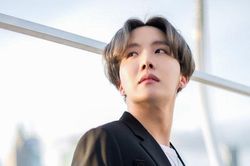 J-Hope lo ARMY sẽ thất vọng với album mới của BTS