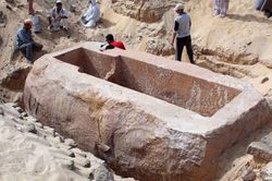 Xác định danh tính pharaoh Ai Cập trong ngôi mộ cổ