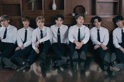 BTS xuất hiện cực điển trai, chia sẻ về album 'BE' tại buổi họp báo