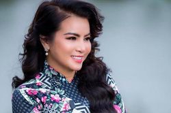Hoa hậu Kim Hồng nhớ thuở khó khăn khi làm cô giáo âm nhạc