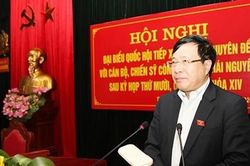 Phó Thủ tướng Phạm Bình Minh tiếp xúc cử tri tại Công an tỉnh Thái Nguyên