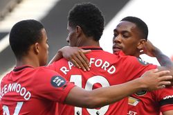 Solskjaer và sứ mệnh khôi phục cây đinh ba của MU