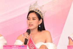 Hoa hậu Đỗ Thị Hà lên tiếng về những phát ngôn gây thất vọng trên mạng xã hội