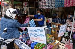 COVID-19 tại ASEAN hết 20/11: Philippines vượt 8.000 ca tử vong; Toàn khối gần 9.000 ca nhiễm/ngày