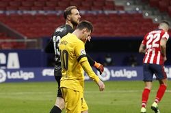 Atletico 1-0 Barca: Khi Messi không thể 'gánh team'…