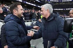 Lampard: Trên con đường sánh ngang thầy Mourinho