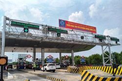 Chỉ có 1 triệu ô tô trong tổng số hơn 4 triệu xe dán thẻ thu phí tự động không dừng