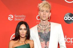 Megan Fox lần đầu xuất hiện công khai với tình trẻ
