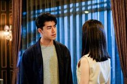 Yêu nhau 8 năm chưa kịp cưới, một sáng cuối tuần tình cờ, anh chàng 'chết đứng' gặp bạn gái từ cửa hiệu váy cưới bước ra