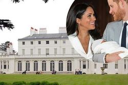 Meghan Markle và Hoàng tử Harry tự ý xử lý quà cưới của Nữ hoàng Anh khiến dân mạng bức xúc