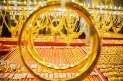 Vàng giảm hơn nửa triệu đồng/lượng