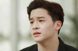 Dù tôi làm đủ mọi cách nhưng vợ vẫn ám ảnh về vết sẹo dài trên bụng