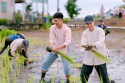 Lý Hải - Mạc Văn Khoa gây bất ngờ khi bắn Rap cực ấn tượng
