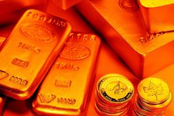Giá vàng hôm nay 24/11: Rơi thảm