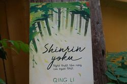 Người trẻ đọc sách : 'Tắm rừng' giúp chữa lành & tạo hạnh phúc