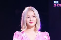 Giảm cân thành công và chọn đúng kiểu tóc, Nancy (Momoland) xinh đến mức khó nhận ra